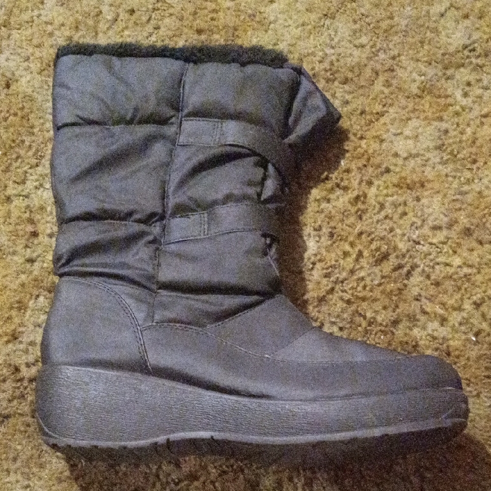 Cozy Women's Black Winter Boots